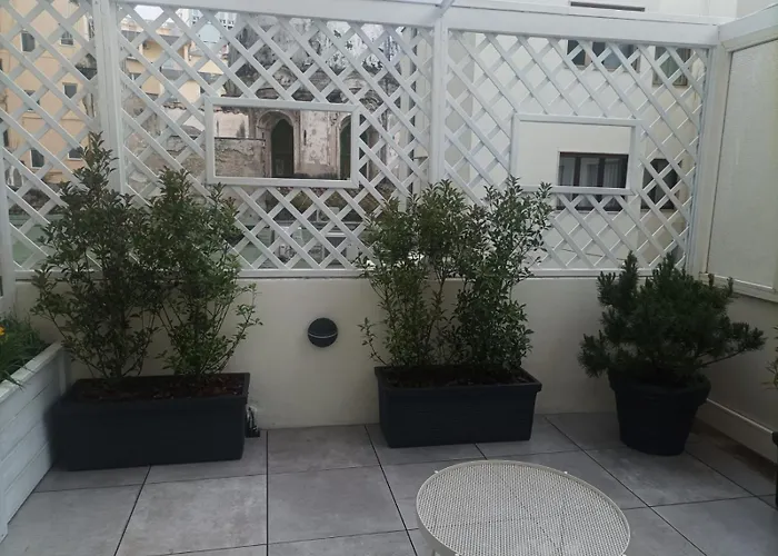 Domus Cervantes Apartment Napoli